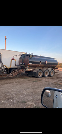 2009 advance tri axle pup tanker