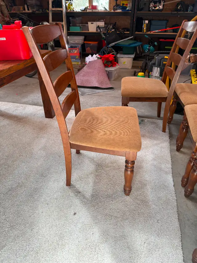 Table and 6 chairs62864745496577122