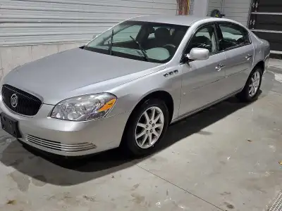 2008 Buick Lucerne, 178350 kms leather seats, power windows and doors, 3.8L engine very clean lookin...