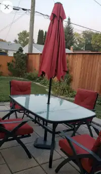 PATIO SET , GOOD CONDITION$500 firm