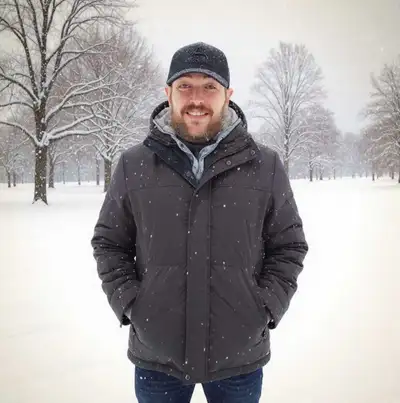 looking for full time general labor work., View more