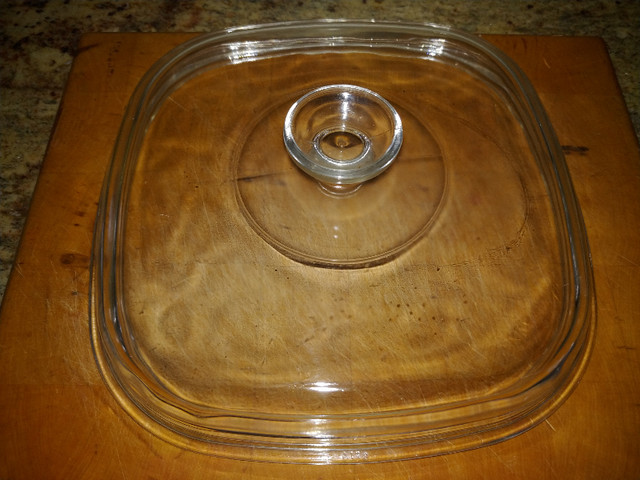 Pyrex A-12-B Lid, for A-10-B, P-16- in Kitchen & Dining Wares in Ottawa
