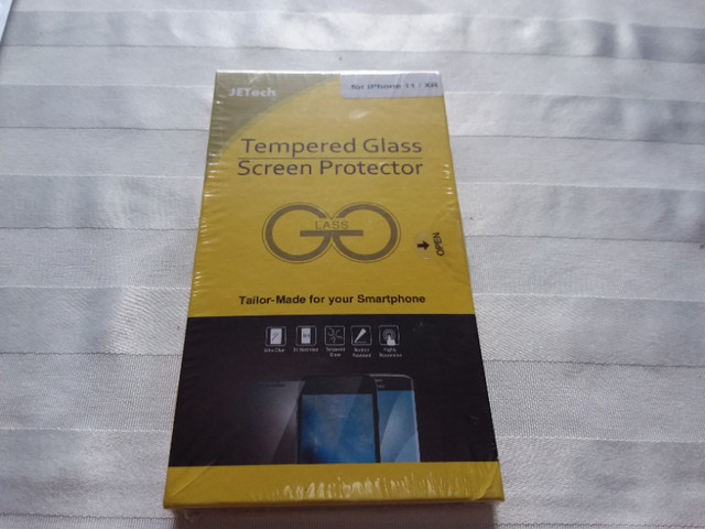 JETech tempered glass screen protector for iPhone 11 / XR dans Accessoires pour cellulaires  à Ville de Toronto