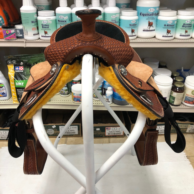 New 10" Country Legend Little Basket Pony Saddle in Equestrian & Livestock Accessories in Regina - Image 3