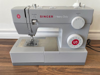 Singer sewing machine 