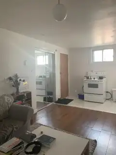 3 1/2 demi sous-sol à louer à Lachine