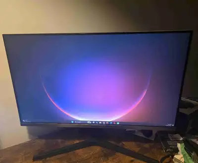 Samsung SR35 Series 27 inch Monitor, View more