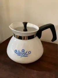 Corningware 6-cup coffee pot
