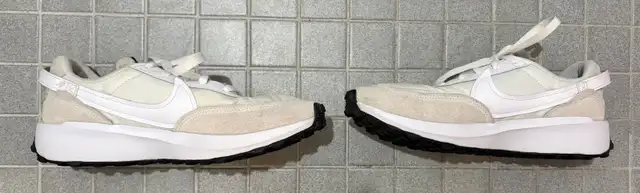 Nike Waffle Debut Shoes - Women’s - Size 7.5 in Women's - Shoes in Cambridge - Image 8