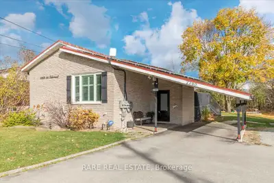 Perfectly situated in the highly sought-after, family-friendly community of Alcona, Innisfil. Locate...