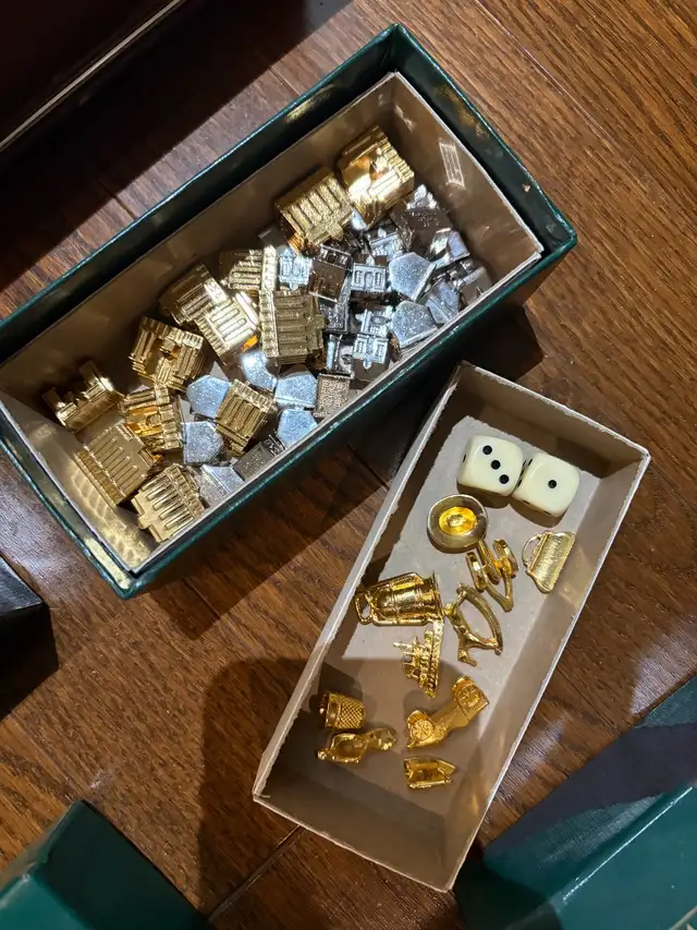 Jeu Monopoly Deluxe de Franklin Mint in Toys & Games in City of Montréal - Image 3