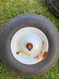 Wheel barrow tire