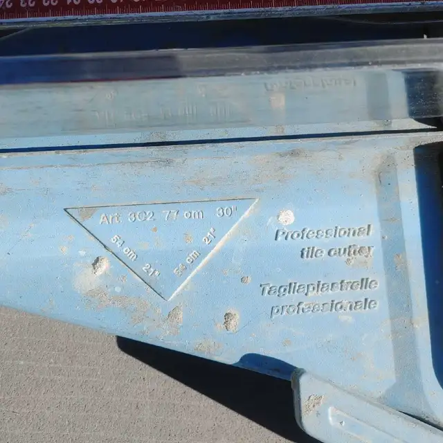 Sigma tile cutter in Other in Edmonton - Image 4