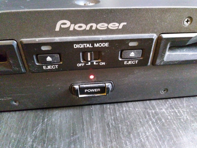 PIONEER CMX-3000  PROFESSIONAL DUAL  DJ CD PLAYER dans Appareils électroniques  à Ville de Montréal - Image 2