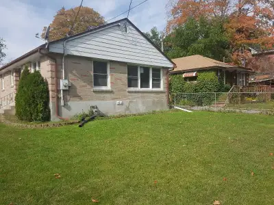 Main Floor 3 Bungalow for Rent – Available March 1st! Looking for a bright and spacious rental in Pe...