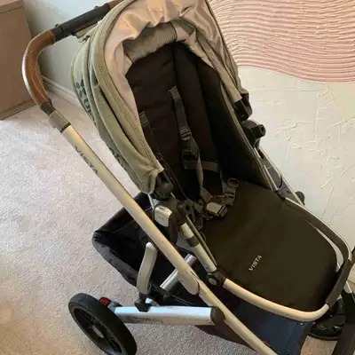 2017 Uppababy Vista Stroller, View more