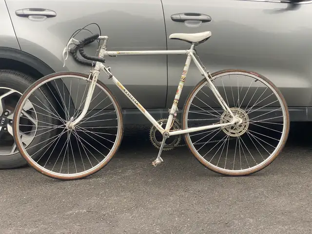 Vélo de route Peugeot in Road in Laval / North Shore - Image 2