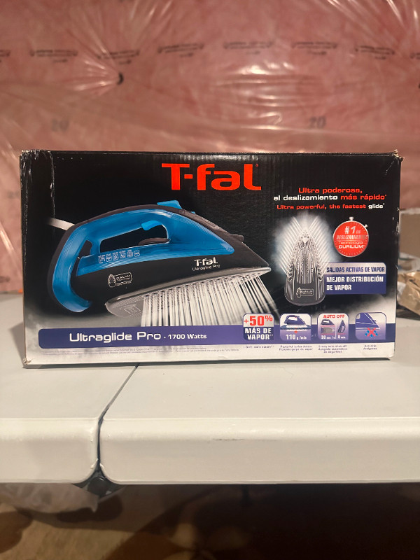 T-Fal FV4025 Ultraglide Pro Durilium Technology Iron in Irons & Garment Steamers in Mississauga / Peel Region