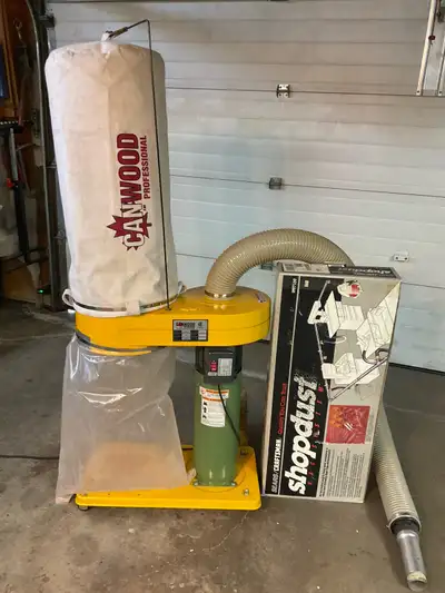 Workshop vacuum system with all the attachments. Excellent condition very little useage. Contains al...