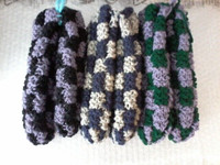 Pantoufles en laine tricot double/fait à la main #1/$13.00 pre +