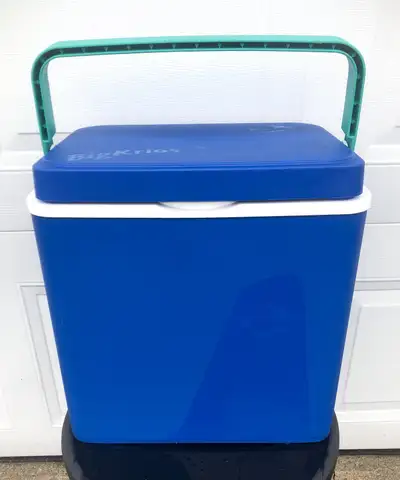 32 L Cooler, View more