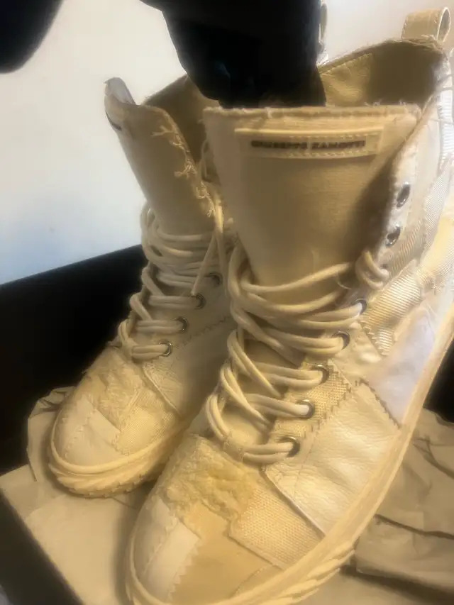Deals On Us, Designer Shoe Sale, Men's Size 13 in Men's Shoes in City of Toronto - Image 4