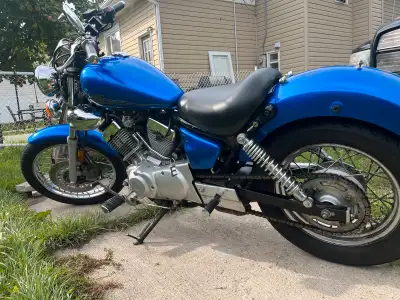 2015 Yamaha V Star 250cc. Ive owned this bike for 3 years an never had a single issue! I need to sel...
