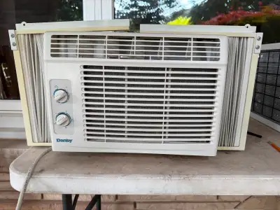 Horizontal window air conditioner, View more