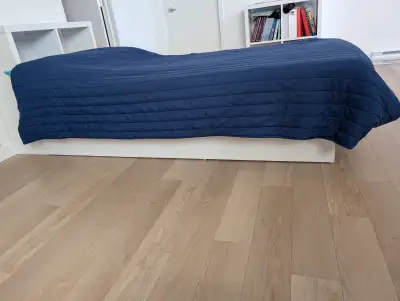 Lit simple matelas + base, View more