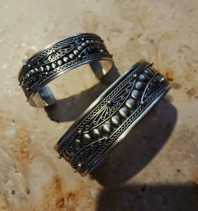 2 Beaux Bracelets Touareg entièrement fait à la Main. dans Bijoux et montres  à Ouest de l’Île - Image 2