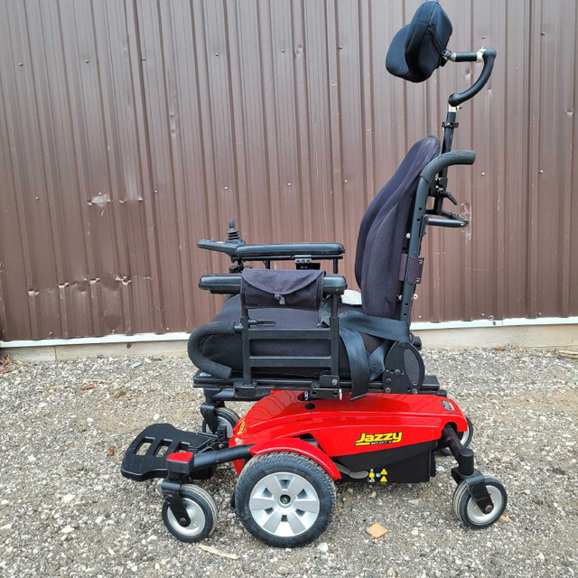 Jazzy Power Wheelchair Select 6 in Health & Special Needs in London