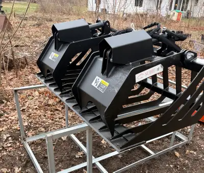 Brand new 2025, 72” Suihe heavy duty hydraulic skid steer grapple bucket. Dual hydraulic cylinders G...