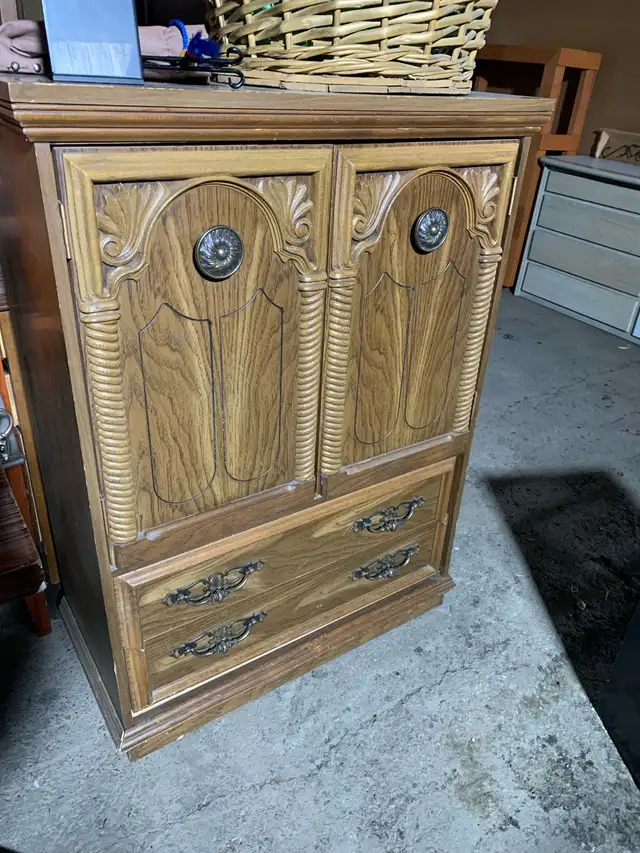 Vintage Wooden Tallboy Cabinet in Dressers & Wardrobes in Ottawa - Image 2