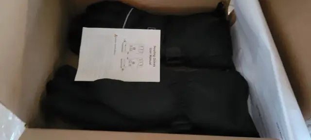 UNIVERSAL HEATED GLOVES.LEATHER GLOVES, CAP, JACKETS,Hoodi MANY in Men's in Mississauga / Peel Region - Image 3