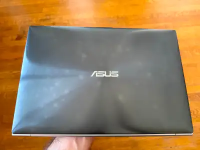 Laptop ASUS Zenbook UX31E 13.3in Ultrabook-Core i5 4GB 128GB SSD, View more