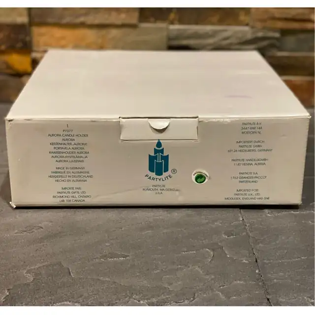 Partylite ~ Aurora Candle Holder ~ 24% lead crystal in Home Décor & Accents in Red Deer - Image 6