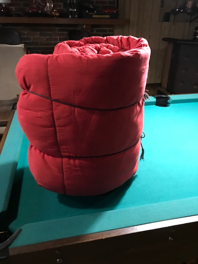 Sac de couchage adulte 34 pouces de large X 78 pouces de long / 86 CM X 199CM $20.00 (418)285-0407