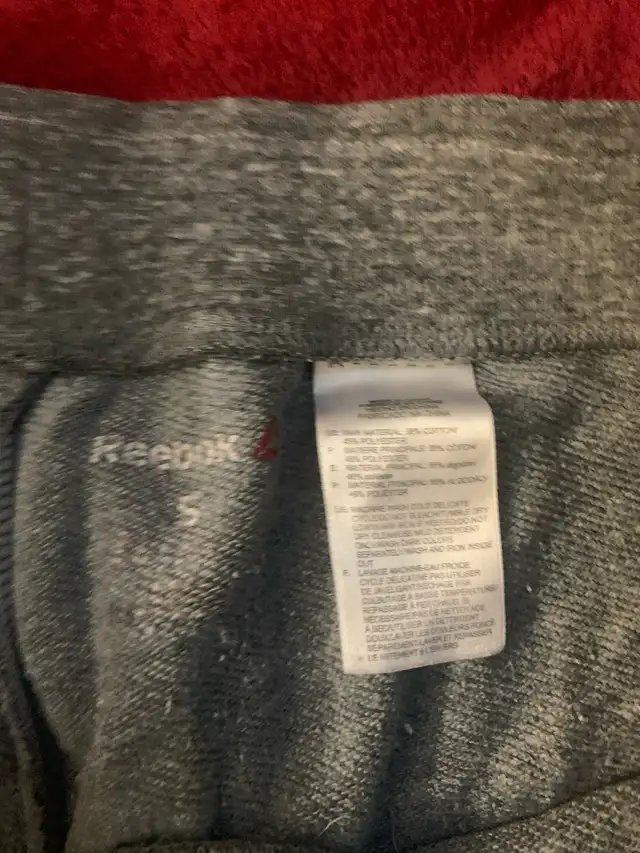 GRAY sweatpants(small-woman’s) in Women's - Bottoms in City of Toronto - Image 5