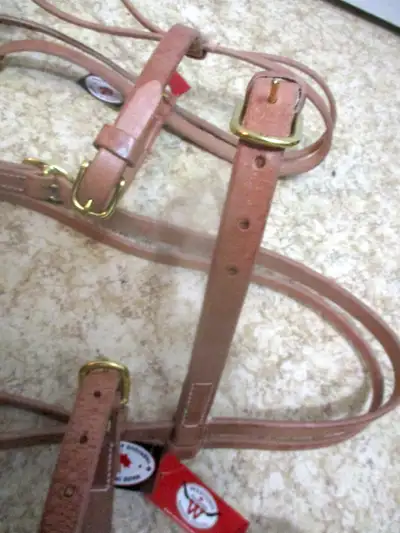 X-lrg horse headstalls - pack, draft or mules, Dawson Creek area, View more
