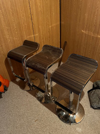 Metal bar stools 