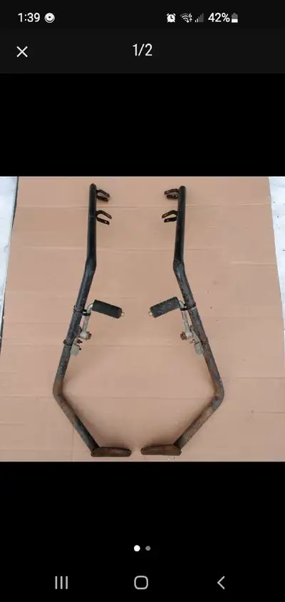 Honda Fourtrax 300 Passenger Foot Rest in good used condition. Removed from a 1993 Fourtrax. 2 Bolts...