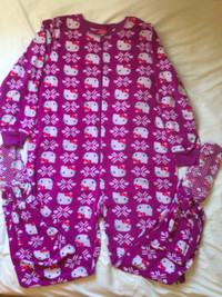 ADULT * HELLO KITTY * ONESIE * Footy PJ’s * SIZE   Ex-Large