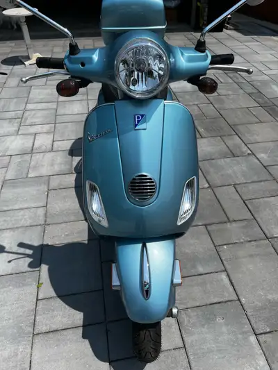 2012 mint vespa 150 with low KMs 6557 KM Colour: light blue Engine Displacement (cc): 150 For Sale B...