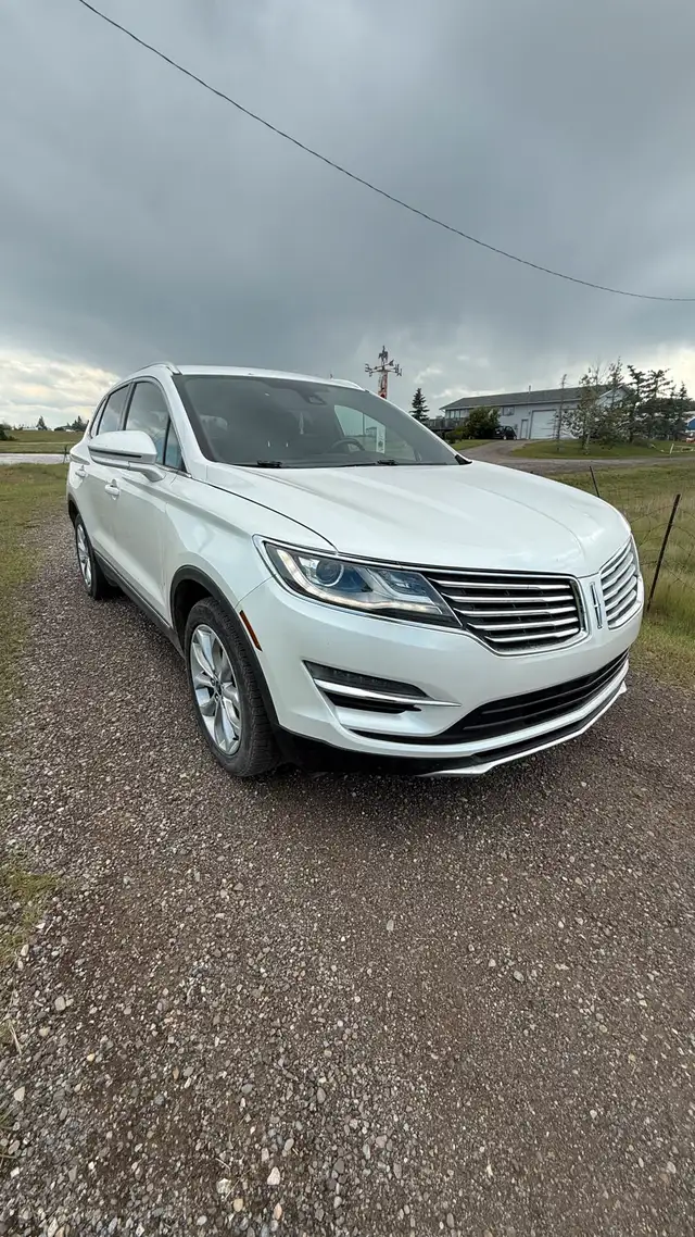 2017 Lincoln MKC 2.0T AWD62863707357698121