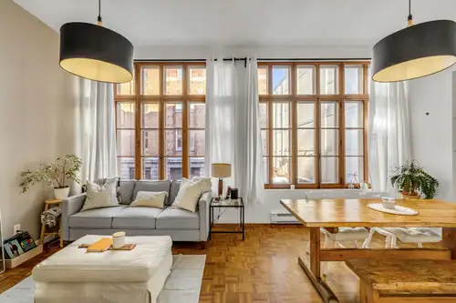 À QUI LA CHANCE | LOFT 3½ – VIEUX-QUÉBEC RUE ST-PAUL (91½ rue St-Paul, Québec) Superbe loft 3½ au 1e...