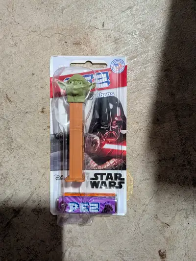 Yoda Pez, View more