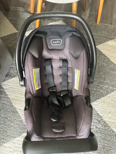 Evenflo Litemax Safemax Car Seat, View more