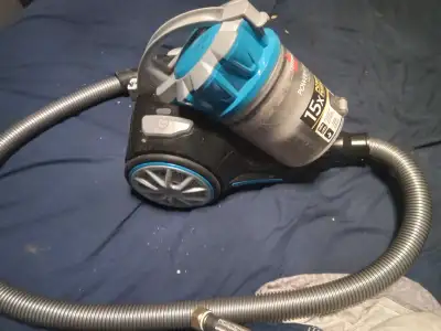 Check out this Bissell PowerForce compact bagless vacuum that delivers powerful suction in a lightwe...