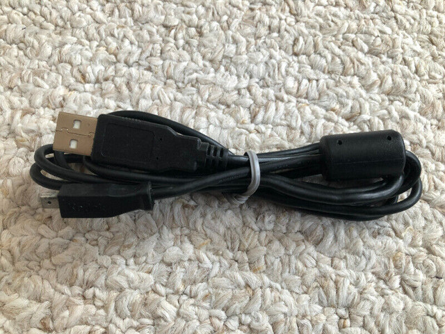 GENUINE Kodak USB Cable For Sale in Cables & Connectors in Calgary - Image 2