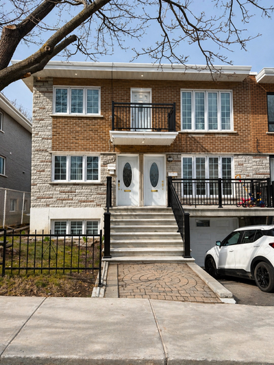 Beau 3 1/2 lumineux sur av. Brunet, dans un secteur calme. Idéale pour personne seule ou en couple....